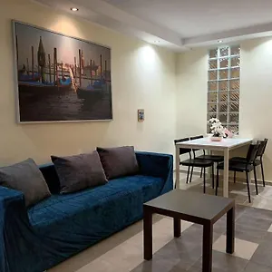 https://apartament-pereca-2.warsawhotelspoland.com